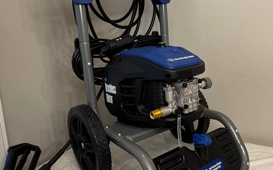 Westinghouse WPX3400e Brushless Heavy Duty Max 3400-PSI 2-GPM Cold Water Electric Pressure washer with 5 Spray Tips