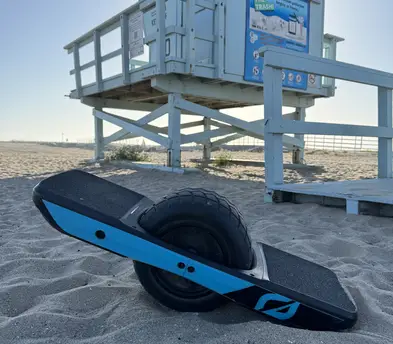 Onewheel GT w Helmet, Pads