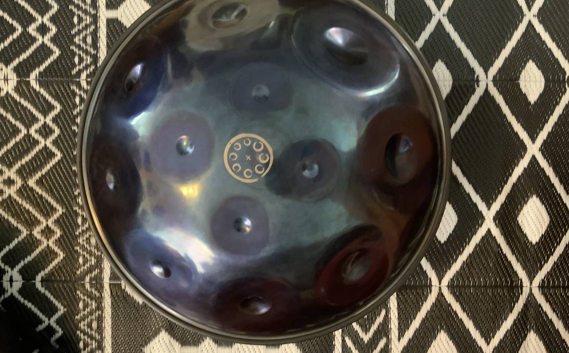 Hangdrum/HANDPAN Pantheon 23in blue steel