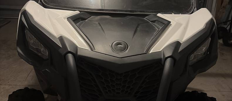 2019 two seater Can-Am off-road