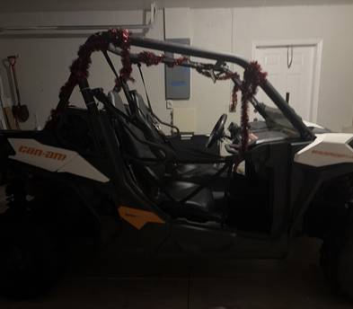 2019 two seater Can-Am off-road