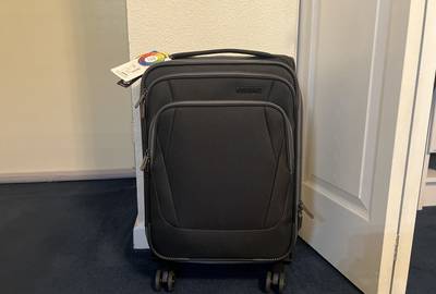 Large 20” Wheeled Suitcase - Brand New