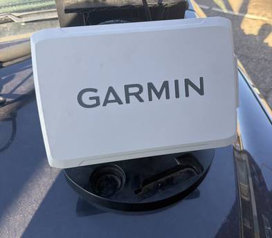 Garmin ECHOMAP Ultra 2 106sv with LVS34