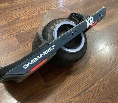 Onewheel XR+, half fender, bangs bumper. Ready for on/off road