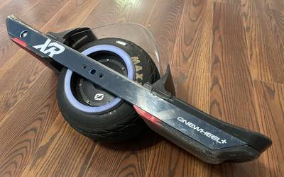 Onewheel XR+, flight shield, bangs bumper. Ready for on/off road