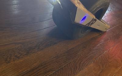 Onewheel rental in Stratford