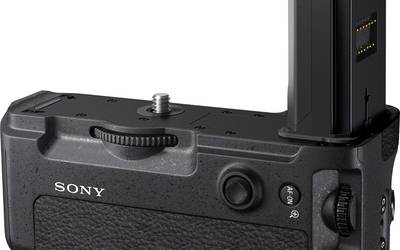 Sony VG-C3EM Vertical Battery Grip for α9 α7R III α7 III