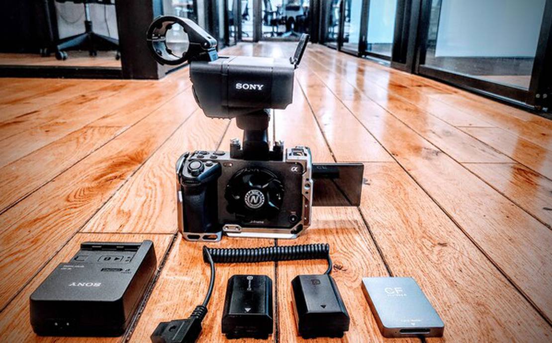 Sony FX3 Full-Frame Cinema Camera with Handle, 2 cards + 2 intl batts
