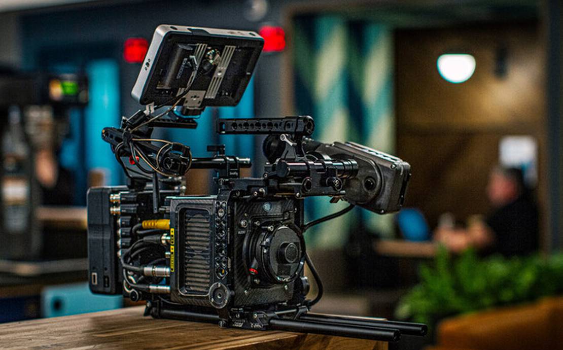 ARRI ALEXA Mini Premium Body & Monitor Kit (PL&EF) - 1TB & 6x 98Wh Batts