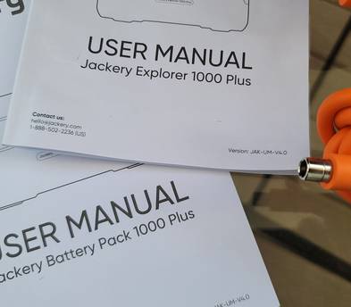 Jackery Explorer 1000 PLUS with Expansion Battery Pack
