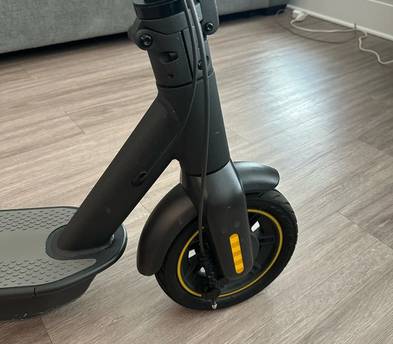 Electric scooter 18mph, up to 40 mile range