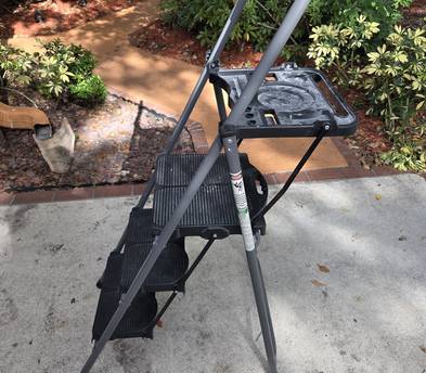 3-Step Ladder with Tool Tray (Best Choice Products), 330lb Capacity