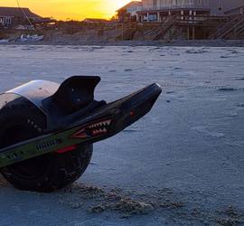 Onewheel XR+, flightfins, flight shield, bangs bumper. Ready for on/off road