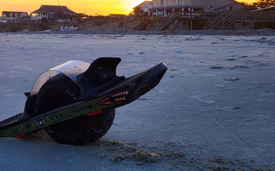Onewheel XR+, flightfins, flight shield, bangs bumper. Ready for on/off road