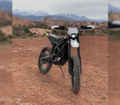 Premium Electric Dirtbike Rental - Ready for Adventure!