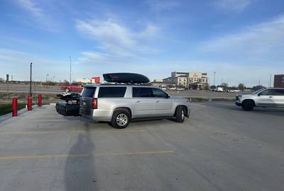 Yakima Rooftop Cargo Box SkyBox 16 Carbonite 16 Cubic Ft. Cargo Box