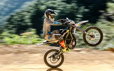 Electric Bike rental in Sandy