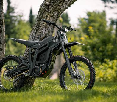 Premium Electric Dirtbike Rental - Lightweight and Trail-Ready!