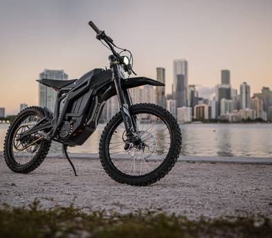 Premium Electric Dirtbike Rental - Lightweight and Trail-Ready!