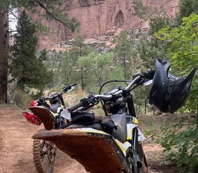 Premium Electric Dirtbike Rental - Ready for Adventure!