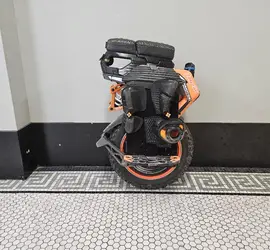InMotion V14 Electric Unicycle (EUC)