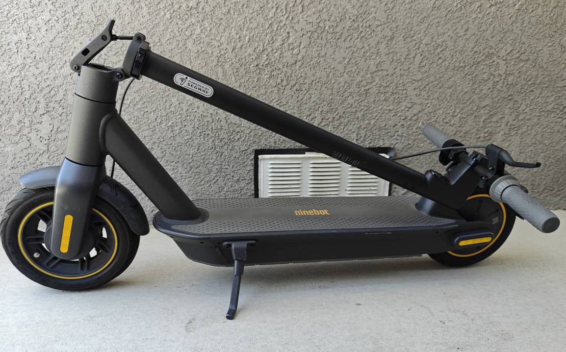 Electric scooter 18mph, up to 40 mile range