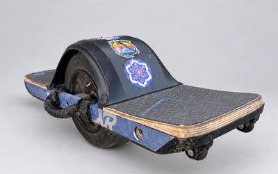 Onewheel+ XR Rental - Austin (Blue)