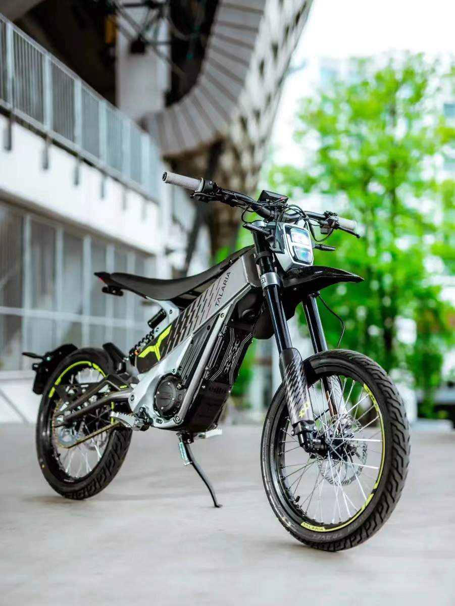 Rent Talaria X3 (XXX Silver) Electric Dirt eBike 53mph in