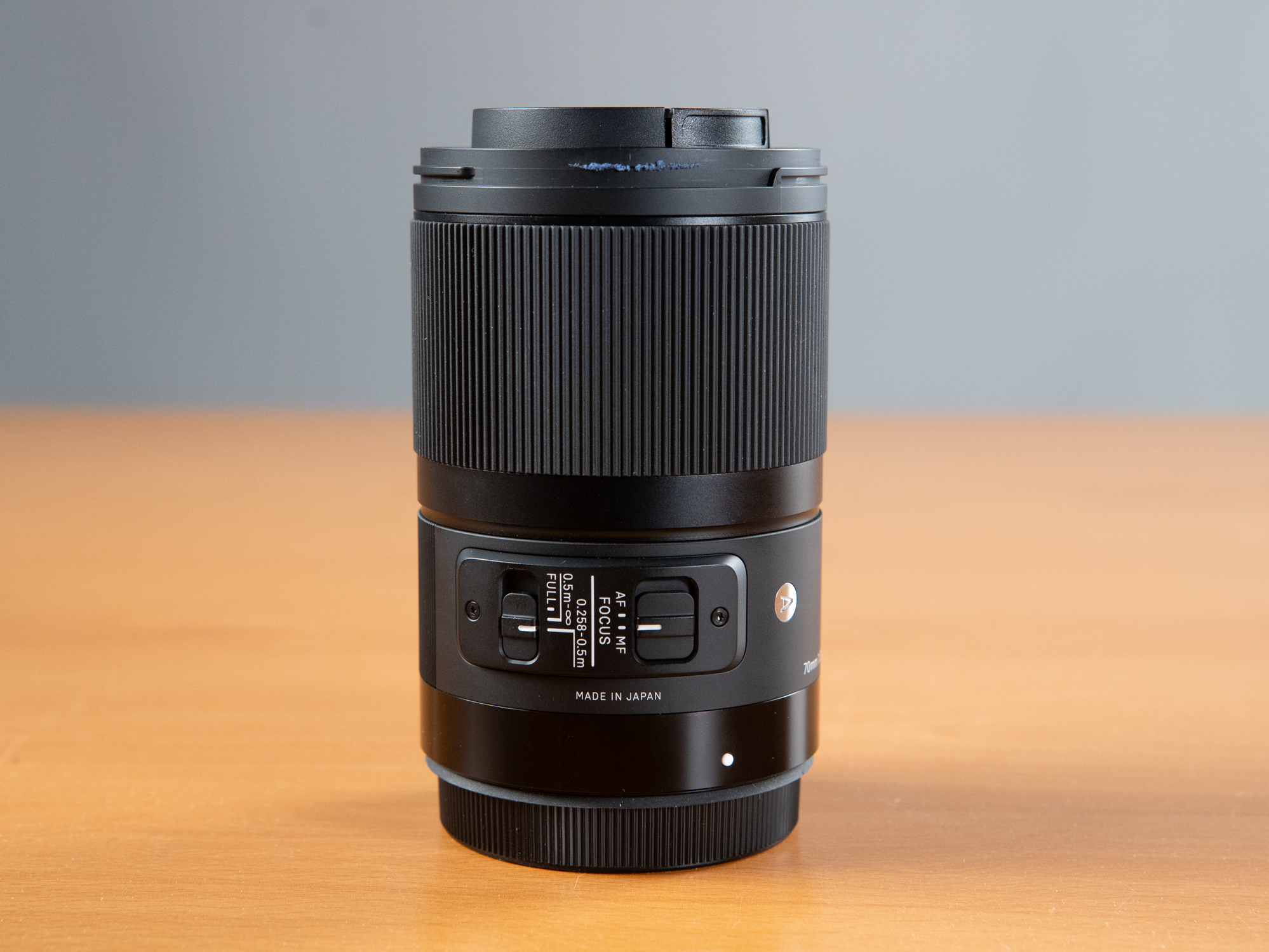 Rent Sigma 70mm f/2.8 DG Macro Art Lens for Canon EF in