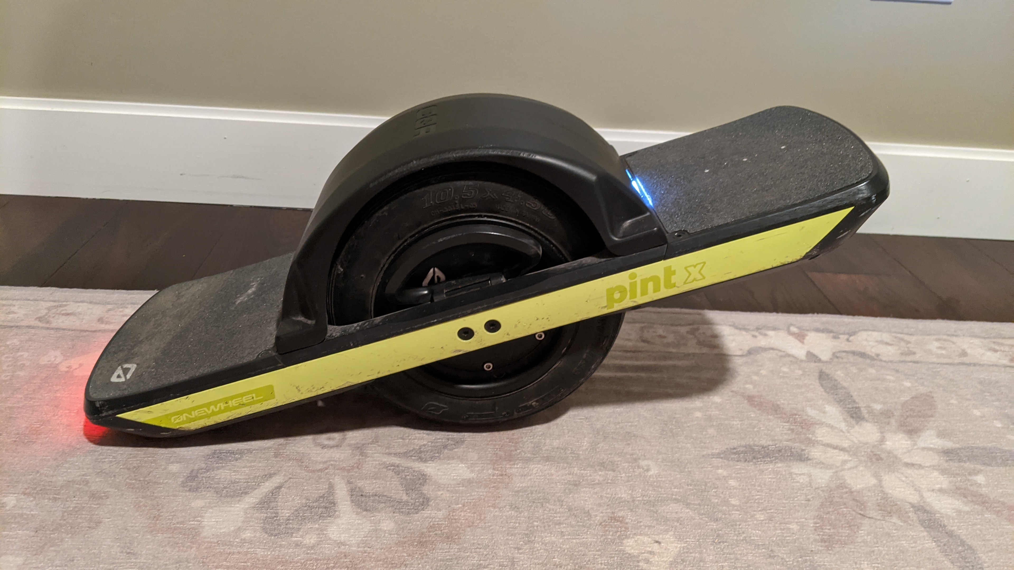 Rent Onewheel Pint x in Glencoe, IL FriendWithA